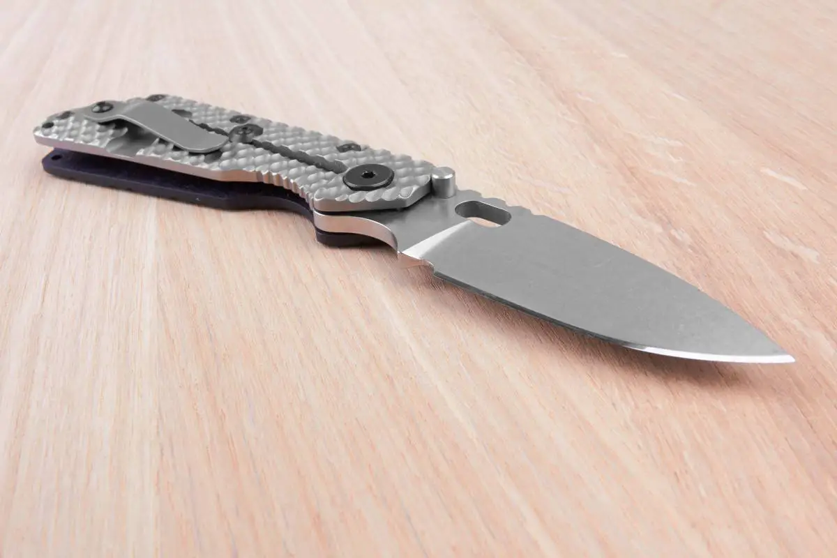 Are Pocket Knives Good for SelfDefense? Knife Manual